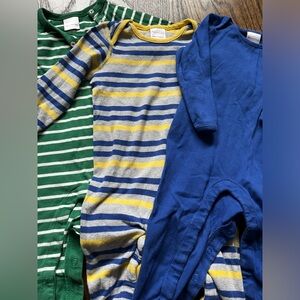 Hanna Anderson onesies bundle